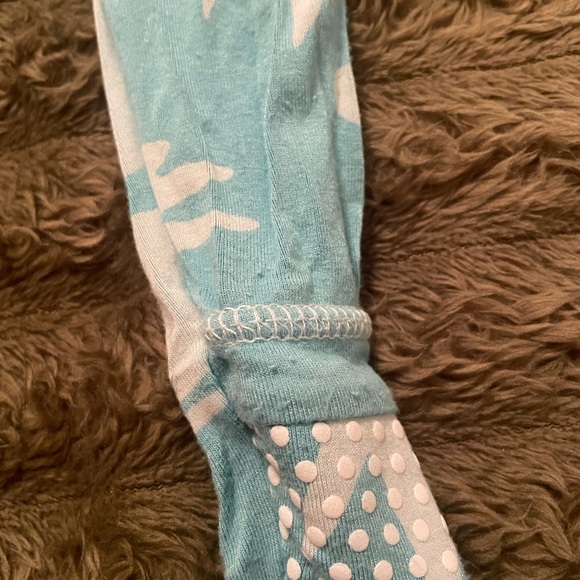 2 Bamboo Baby Pajamas Kyte Baby and Kickie Pants size 0-3 months - Picture 7 of 7